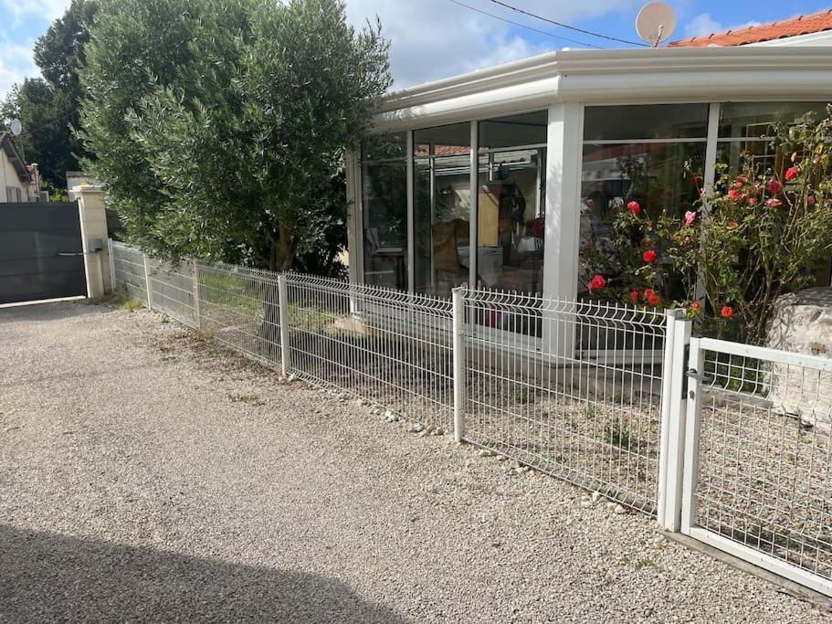 Charmante Maison Au Calme Royan Zewnętrze zdjęcie